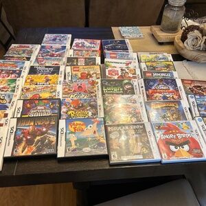 Nintendo 3DS GAMES . Bundle of 42 games